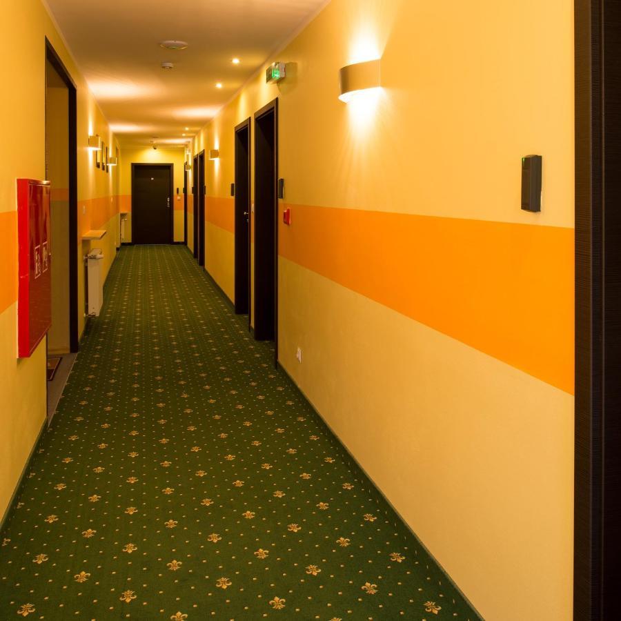 Motel Lesta Lachowka Duza Dış mekan fotoğraf